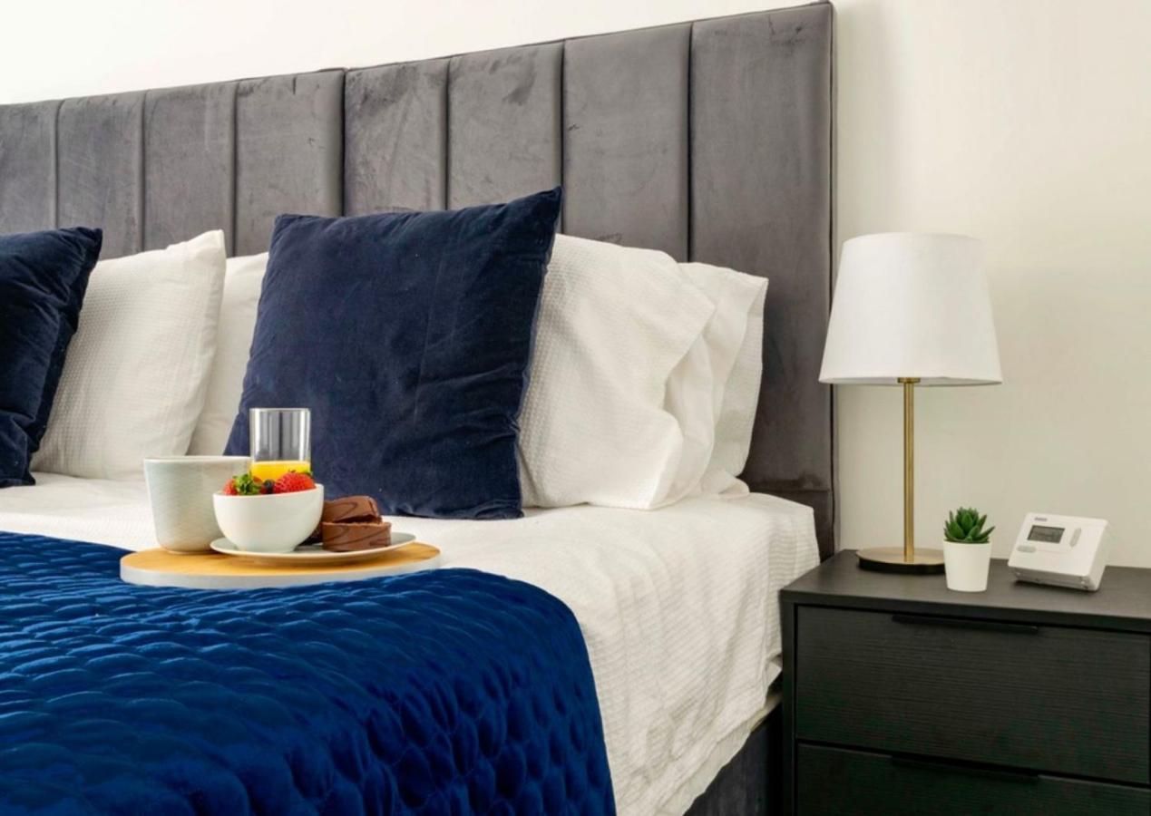 The White House Flat By Select Sa Apartment Reading Ngoại thất bức ảnh